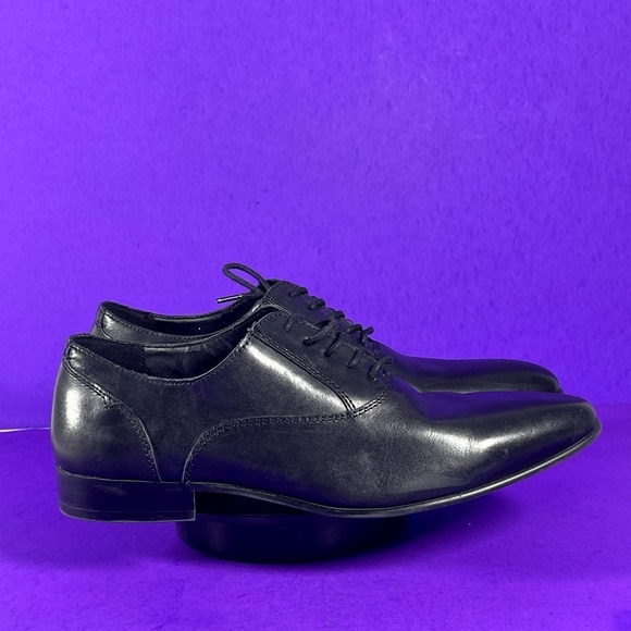 VInce Camuto Men's Black Burnished Leather Plain Toe Jensin Oxford Shoe Size 10 - Picture 1 of 8